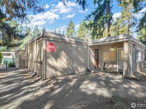 4807 180th Street SW E105, Lynnwood WA 98037