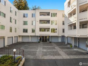 17417 Ashworth Avenue N 203, Shoreline WA 98133