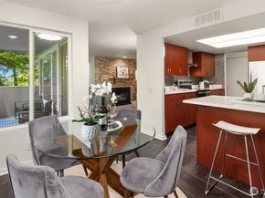 17417 Ashworth Avenue N 203, Shoreline WA 98133