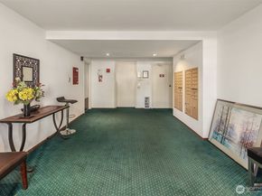 17417 Ashworth Avenue N 203, Shoreline WA 98133