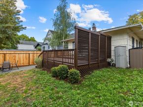 4738 4th Avenue NE, Seattle WA 98105