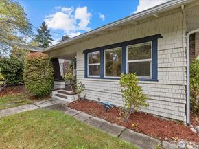 4738 4th Avenue NE, Seattle WA 98105