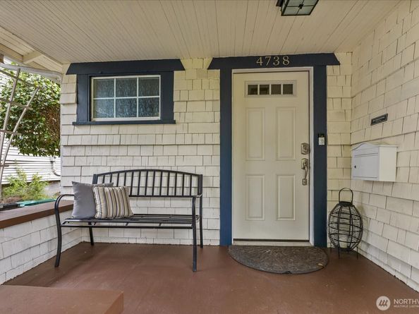 4738 4th Avenue NE, Seattle WA 98105