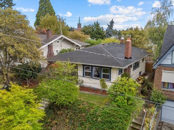 4738 4th Avenue NE