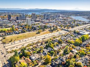 4738 4th Avenue NE, Seattle WA 98105