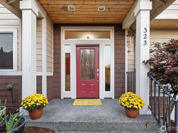 323 Lind Avenue NW, Renton WA 98057