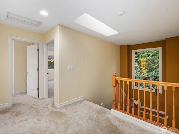 323 Lind Avenue NW, Renton WA 98057