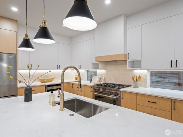 12426 NE 90th Street, Kirkland WA 98033