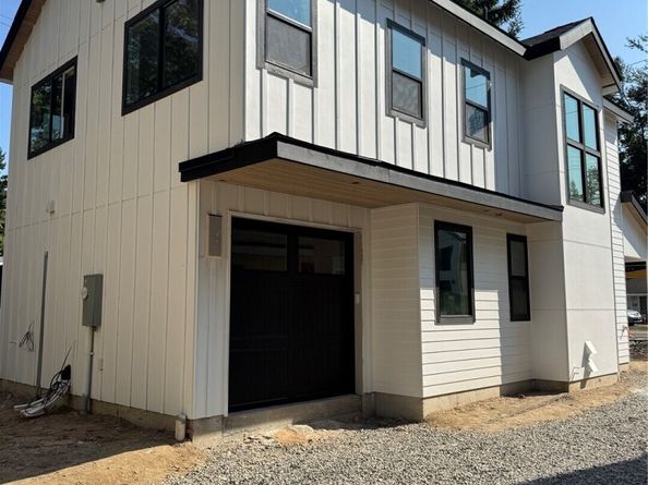 12426 NE 90th Street, Kirkland WA 98033