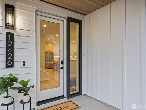 12426 NE 90th Street, Kirkland WA 98033