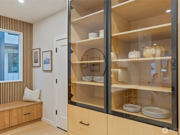 12426 NE 90th Street, Kirkland WA 98033