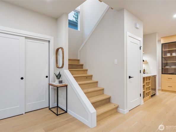 12426 NE 90th Street, Kirkland WA 98033