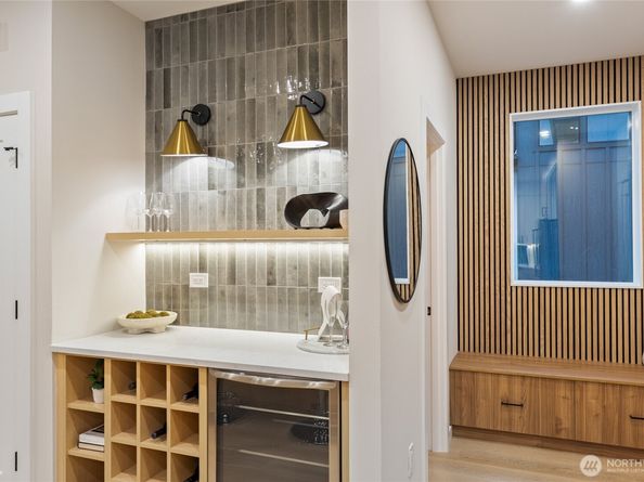 12426 NE 90th Street, Kirkland WA 98033