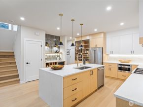 12426 NE 90th Street, Kirkland WA 98033