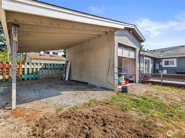14937 133rd Avenue SE, Renton WA 98058