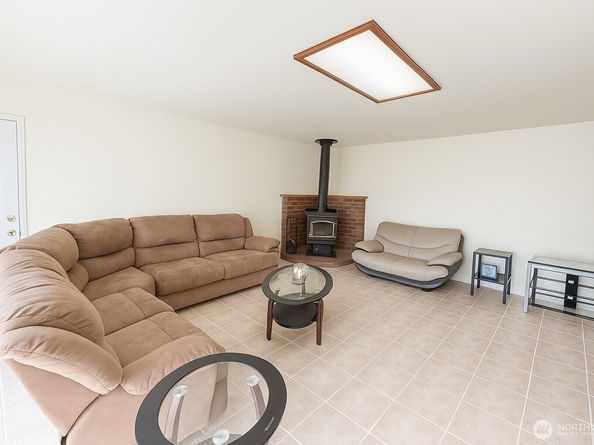 14937 133rd Avenue SE, Renton WA 98058
