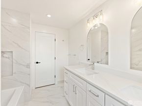 12215 SE 35th Street, Bellevue WA 98006