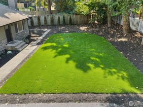 12215 SE 35th Street, Bellevue WA 98006