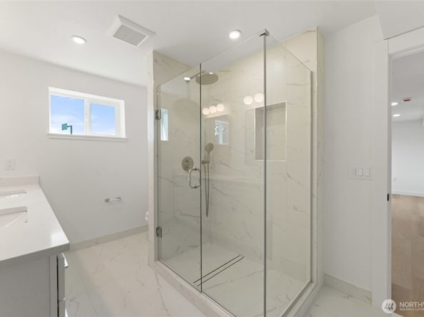 12215 SE 35th Street, Bellevue WA 98006