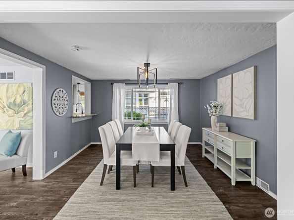15220 12th Avenue NE 15220, Shoreline WA 98155