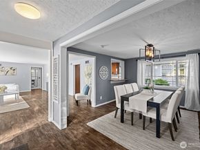 15220 12th Avenue NE 15220, Shoreline WA 98155