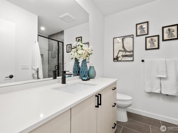 6604 Carleton Avenue S B, Seattle WA 98108