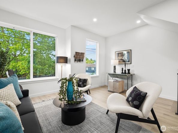 6604 Carleton Avenue S B, Seattle WA 98108