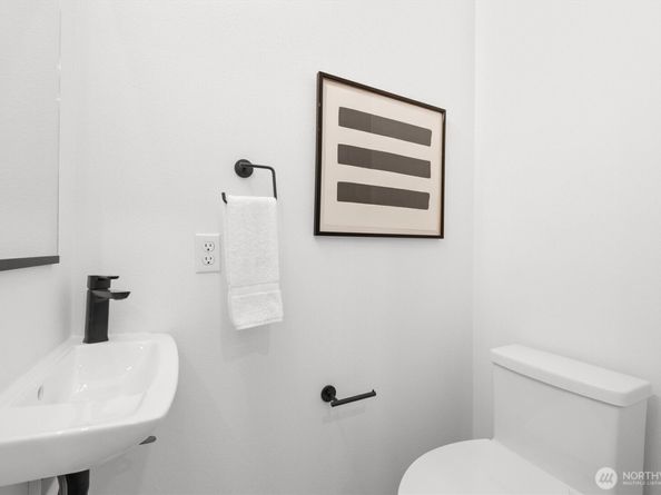 6604 Carleton Avenue S B, Seattle WA 98108