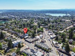 7739 15th Avenue NE C, Seattle WA 98115