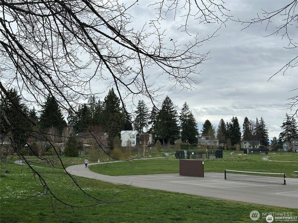 7739 15th Avenue NE C, Seattle WA 98115