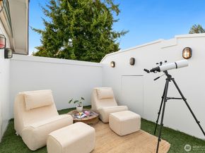 10027 Dibble Avenue NW, Seattle WA 98177