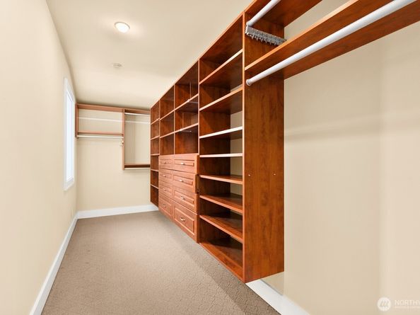 10027 Dibble Avenue NW, Seattle WA 98177