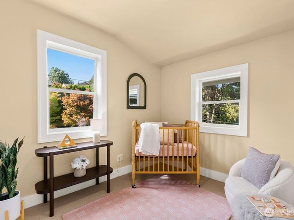 10027 Dibble Avenue NW, Seattle WA 98177