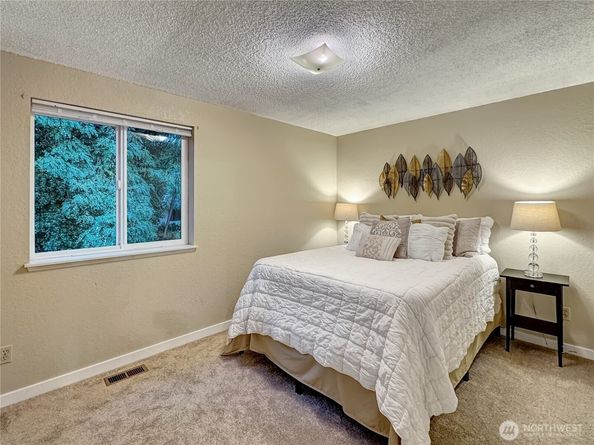 1814 Monterey Avenue NE, Renton WA 98056