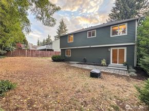 1814 Monterey Avenue NE, Renton WA 98056