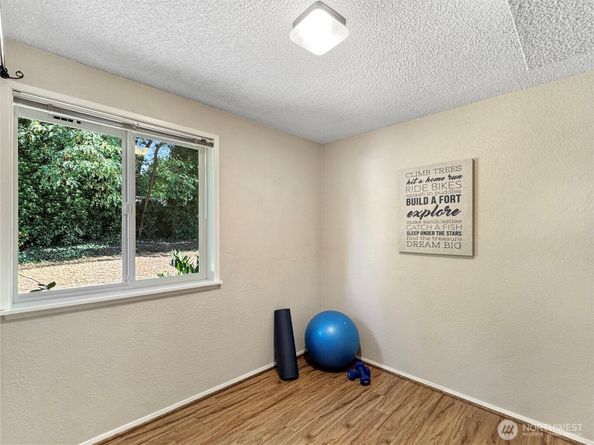 1814 Monterey Avenue NE, Renton WA 98056