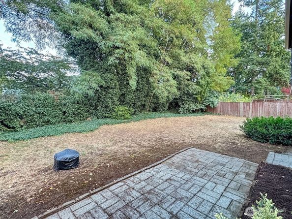 1814 Monterey Avenue NE, Renton WA 98056