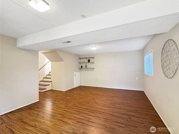 1814 Monterey Avenue NE, Renton WA 98056