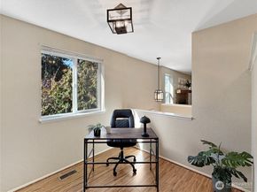 1814 Monterey Avenue NE, Renton WA 98056