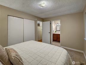 1814 Monterey Avenue NE, Renton WA 98056