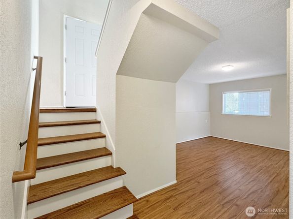 1814 Monterey Avenue NE, Renton WA 98056