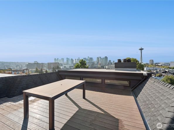 510 Ward Street 401, Seattle WA 98109