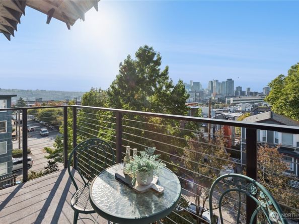 510 Ward Street 401, Seattle WA 98109