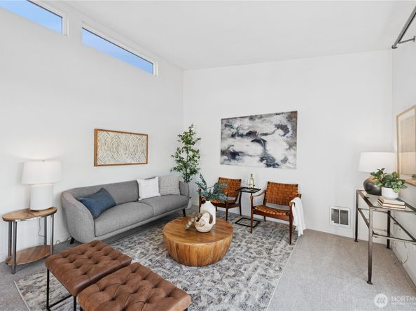 510 Ward Street 401, Seattle WA 98109
