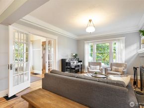 2430 8th Avenue W, Seattle WA 98119