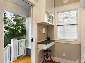 2430 8th Avenue W, Seattle WA 98119