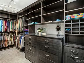 8150 Evergreen Lane, Mercer Island WA 98040