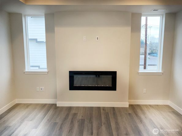 6722 NE 187th Street 104, Kenmore WA 98028