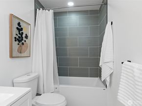 9237 36th Avenue S A, Seattle WA 98118