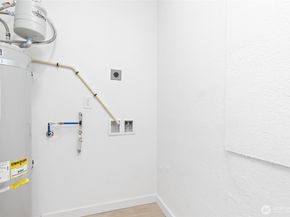 9237 36th Avenue S A, Seattle WA 98118